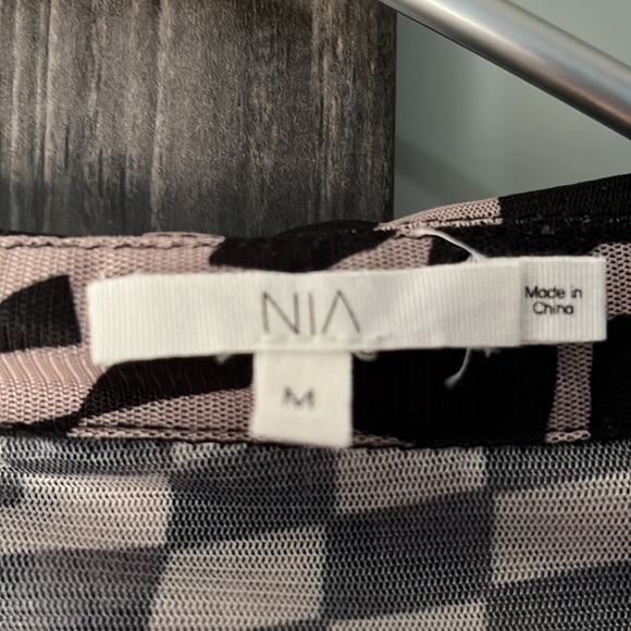 sheer, fitted, checkered button up - Picture 3 of 4